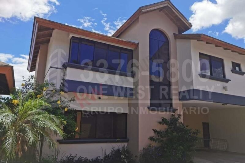 Venta de casa San Ignacio circuito cerrado , Tegucigalpa | VENDIDA