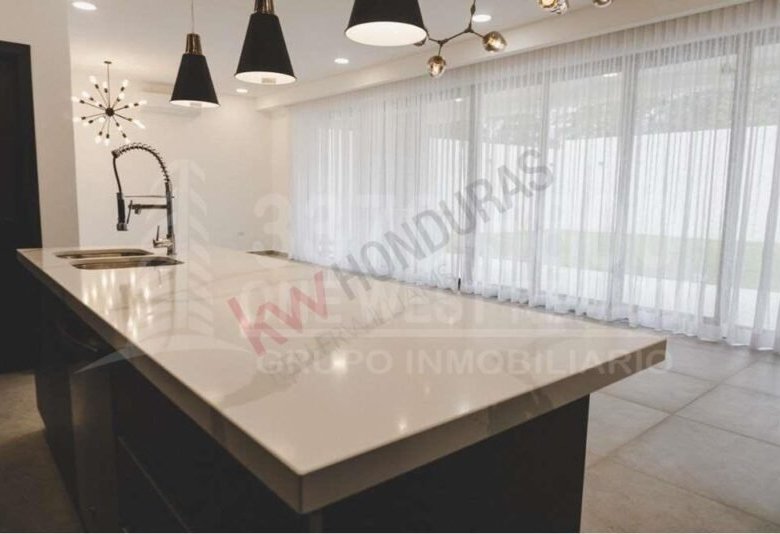 Residencial El Pedregal , San Pedro Sula hermosa casa en pre-venta