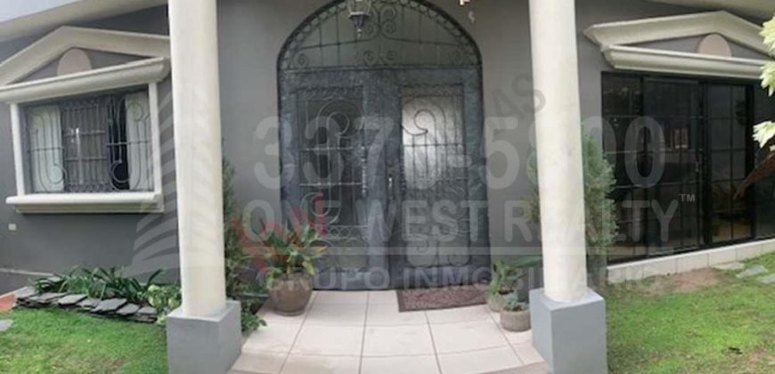 Casa en Venta Colonia Altos de las Hadas Circuito Cerrado Tegucigalpa,  Honduras