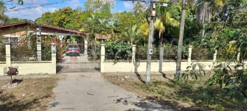 Terreno grande en venta en El Progreso Yoro, Honduras  Zona comercial CA-13 VENDIDO