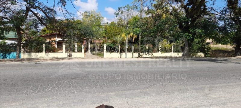 Terreno grande en venta en El Progreso Yoro, Honduras  Zona comercial CA-13 VENDIDO