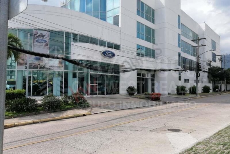 RENTA- Local Comercial en Colonia Trejo Avenida Circunvalación, San Pedro Sula
