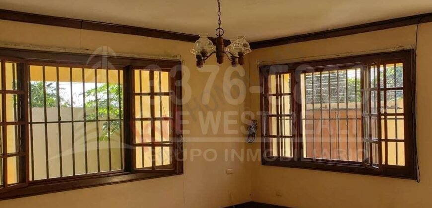 Casa grande en renta San Pedro Sula, Colonia Altiplano 3 habitaciones, 250 m²