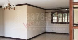 Casa grande en renta San Pedro Sula, Colonia Altiplano 3 habitaciones, 250 m²