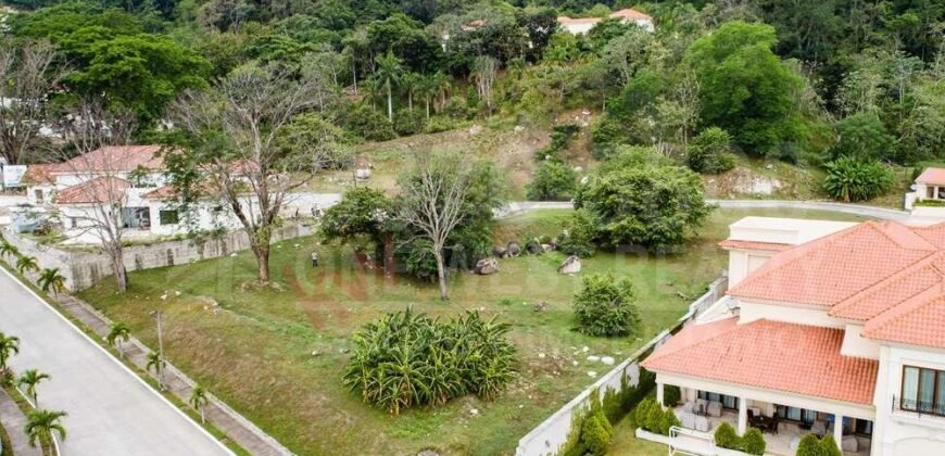 Terreno en venta en Merendon Hills  2,247.30 v² .  Ubicado en una exclusiva residencial en la falda de la montaña el Merendón