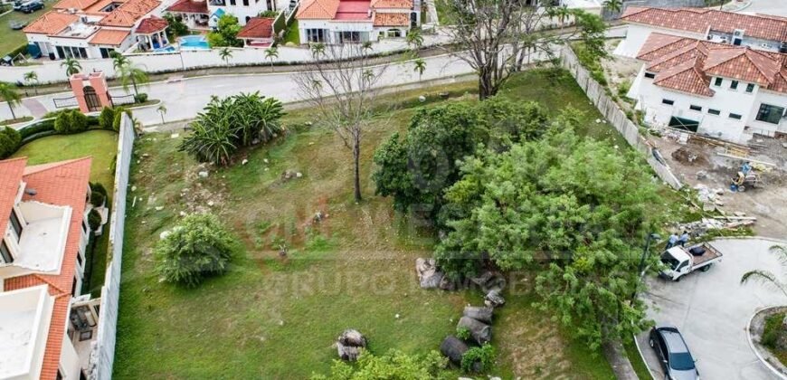 Terreno en venta en Merendon Hills  2,247.30 v² .  Ubicado en una exclusiva residencial en la falda de la montaña el Merendón