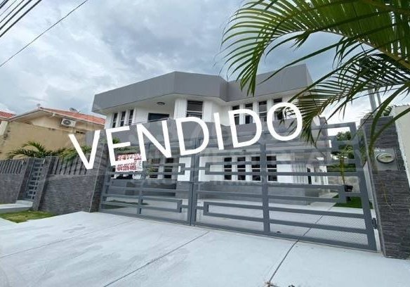 Espectacular casa en venta  ubicada en Res. Casa Maya II
