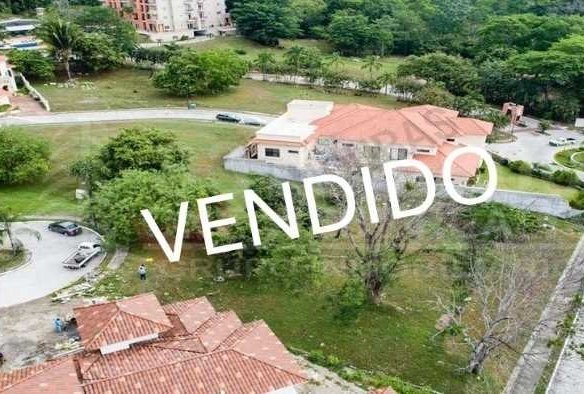 Terreno en venta en Merendon Hills  2,247.30 v² .  Ubicado en una exclusiva residencial en la falda de la montaña el Merendón