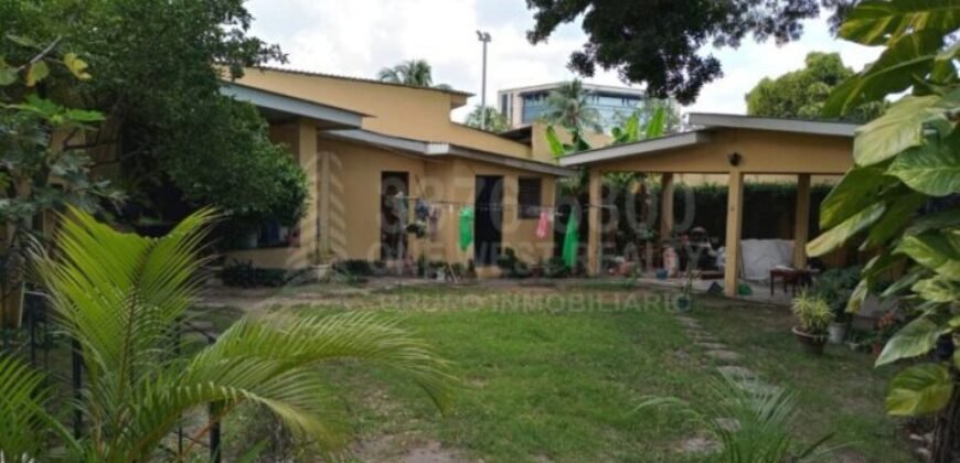 Col. Trejo Casa en Venta San Pedro Sula 5 Habitaciones 4 Baños
