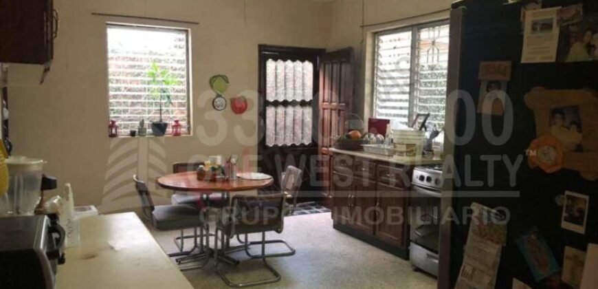 Colonia Universidad Casa Renta  San Pedro Sula – 4 Habitaciones, 2 Salas