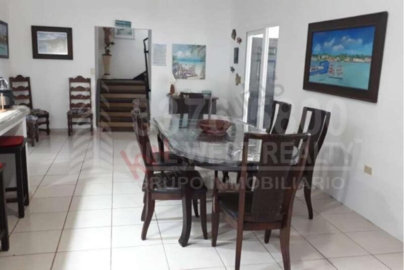 Venta de casa en La Ensenada, Tela Atlántida, Honduras