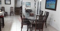*Venta de casa en La Ensenada, Tela Atlántida, Honduras