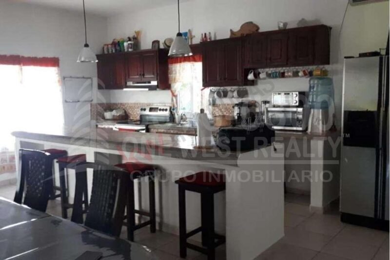 Venta de casa en La Ensenada, Tela Atlántida, Honduras