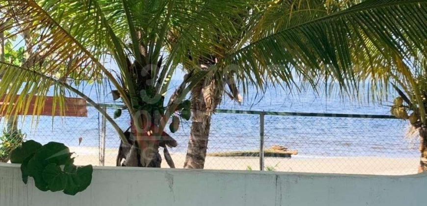 *Venta de casa en La Ensenada, Tela Atlántida, Honduras