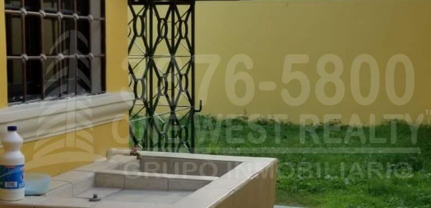 -Renta de Casa en Jardines del Valle San Pedro Sula*