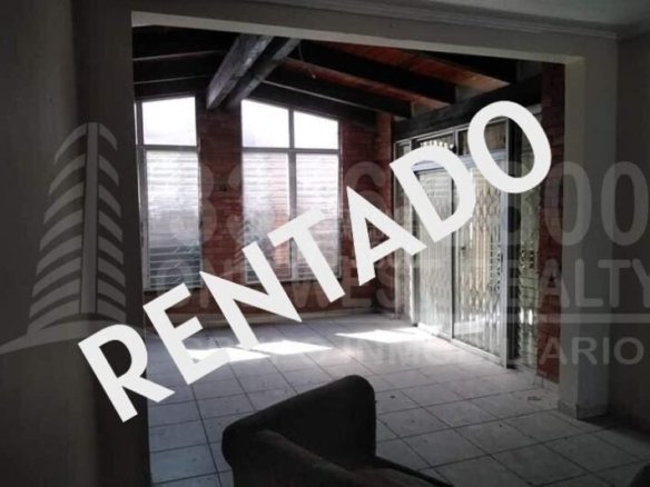 CASA RENTA RIO DE PIEDRAS