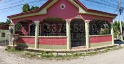 -Venta de Casa en El Progreso Yoro, Honduras 5 habitaciones parqueo techado cerca de la carretera CA-13