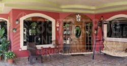 -Venta de Casa en El Progreso Yoro, Honduras 5 habitaciones parqueo techado cerca de la carretera CA-13
