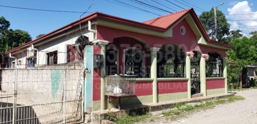 -Venta de Casa en El Progreso Yoro, Honduras 5 habitaciones parqueo techado cerca de la carretera CA-13