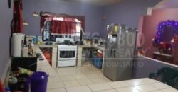 -Venta de Casa en El Progreso Yoro, Honduras 5 habitaciones parqueo techado cerca de la carretera CA-13