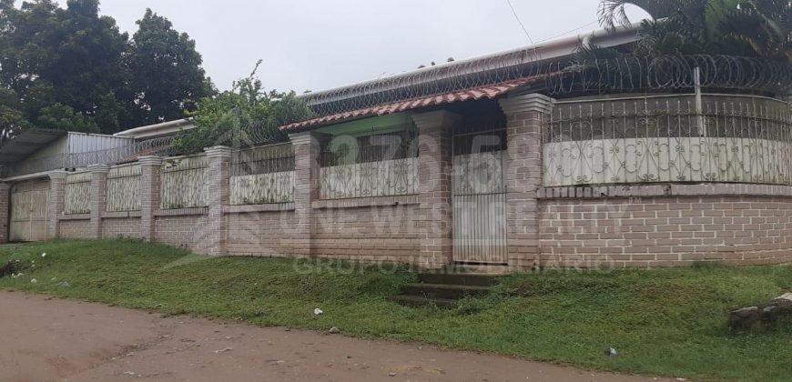 Se Vende Casa de Esquina Col.  Suazo Cordova El Progreso Yoro 3 Habitaciones, 2 Baños