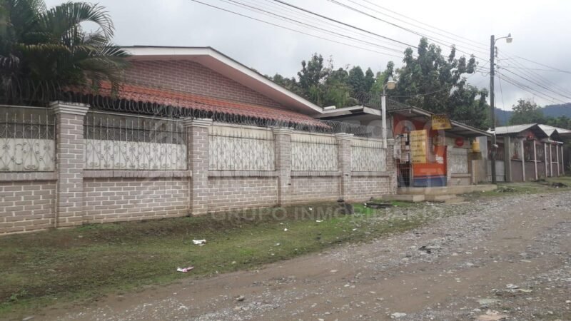 Col. Suazo cordova casa en venta el progreso yoro