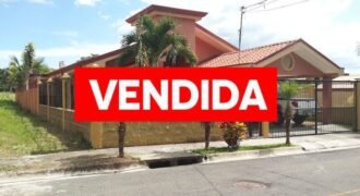 Residencial Riberalta La Lima Honduras casa **Vendida**