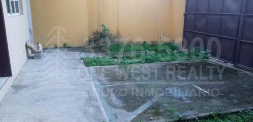 Casas en venta en San Pedro Sula-Barrio Morazán casa amplia de 2 plantas, 4 habitaciones