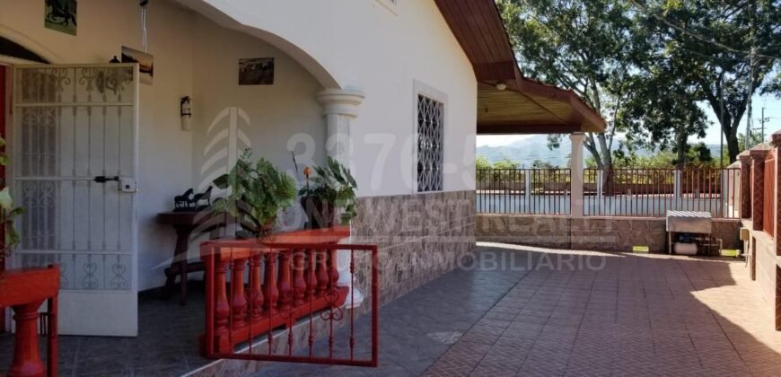 Hacienda en Venta a Orilla de Carretera en La Barca 5.8 Manzanas