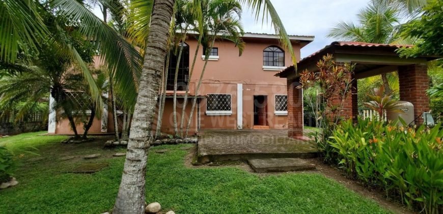 Venta Casa Playa en Omoa Cortes 2 Niveles 3331 v2