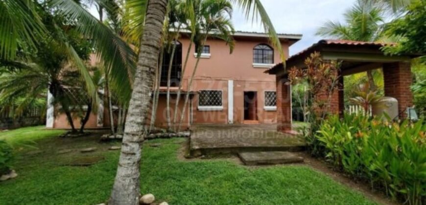 Venta Casa Playa en Omoa Cortes 2 Niveles 3331 v2