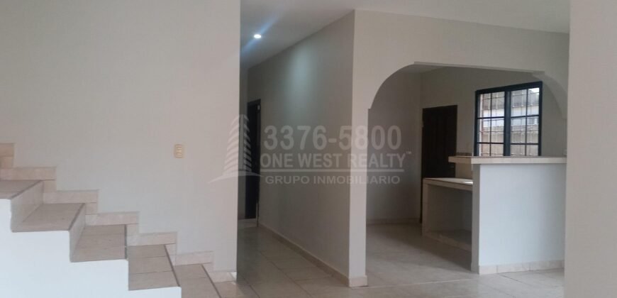 Casa en Residencial Toledo San Pedro Sula