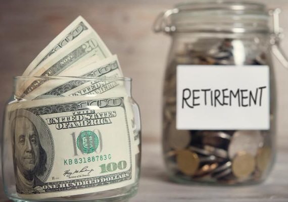 En Estados Unidos Personas Jubiladas utilizan sus ahorros después de catástrofe naturales