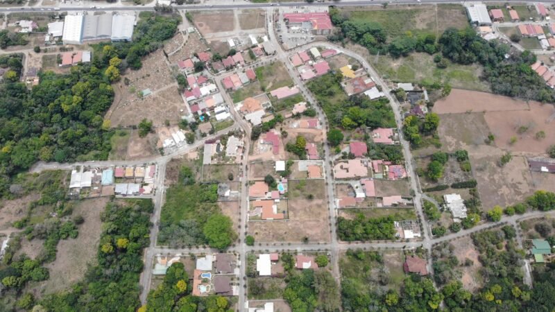 Residencial Quintas Los Laureles La Ceiba casas en venta 1westrealty