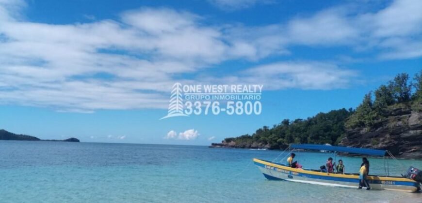Lote de 3.6 Acres en Venta En Islas de la Bahia Cayos Cochinos