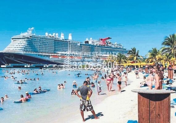 Tripadvisor lists Roatán as one of the best vacation destinations in the Caribbean