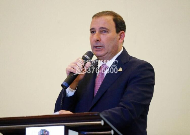 Empresa privada no desaparece se va a otro país dice Expresidente de Cohep by 1westrealty.com One West Realty Grupo Inmobiliario