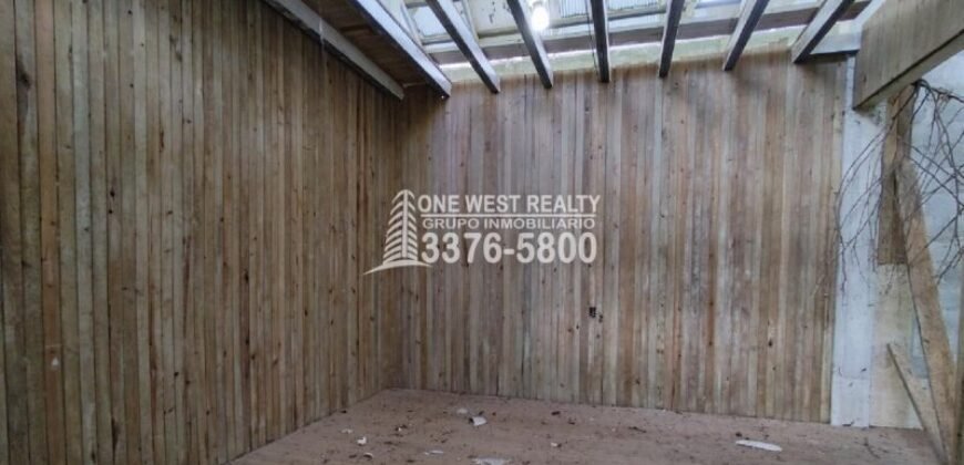 Venta de Terreno con Casa y Naciente de Agua en Omoa Cortes Honduras