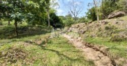 Venta de Terreno con Casa y Naciente de Agua en Omoa Cortes Honduras