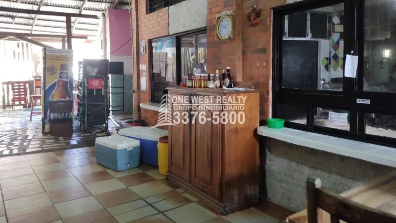 Venta de Propiedad frente a la Playa en Omoa Cortes Honduras