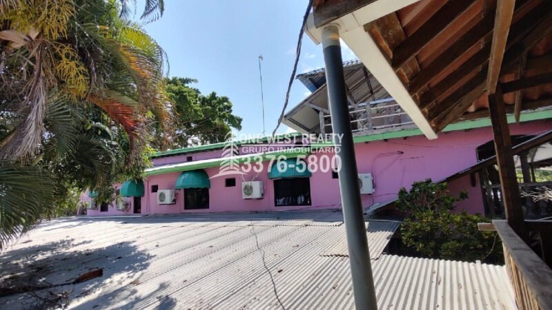 Venta de Propiedad frente a la Playa en Omoa Cortes Honduras