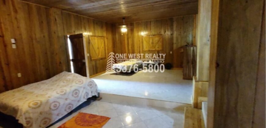Venta de Terreno con Casa y Naciente de Agua en Omoa Cortes Honduras