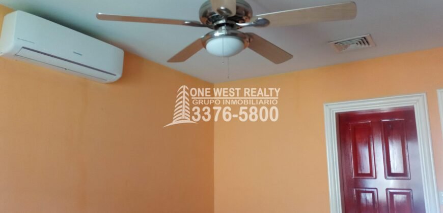 Venta de Villa en La Ceiba Atlántida en Complejo turístico Palma Real