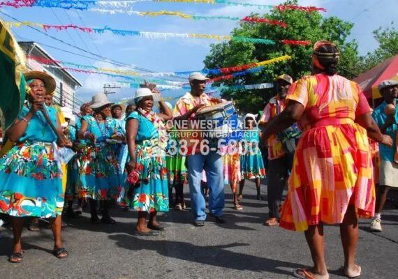 El Impresionante Carnaval De La Ceiba