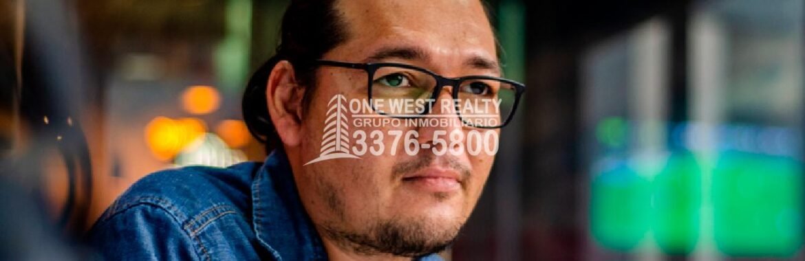 Martín Cálix Autor Hondureño En Representación en España