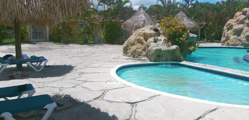 Venta de Villa en La Ceiba Atlántida en Complejo turístico Palma Real