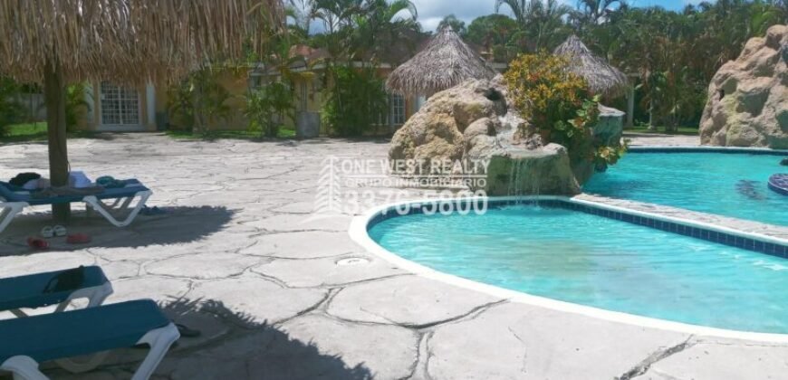 Venta de Villa en La Ceiba Atlántida en Complejo turístico Palma Real