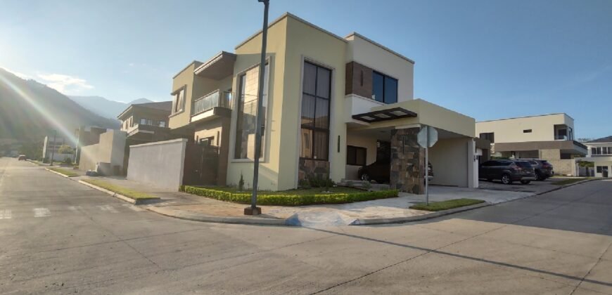 Venta de casa en construcción en Ciudad Jaraguá 509.12 v² Terreno