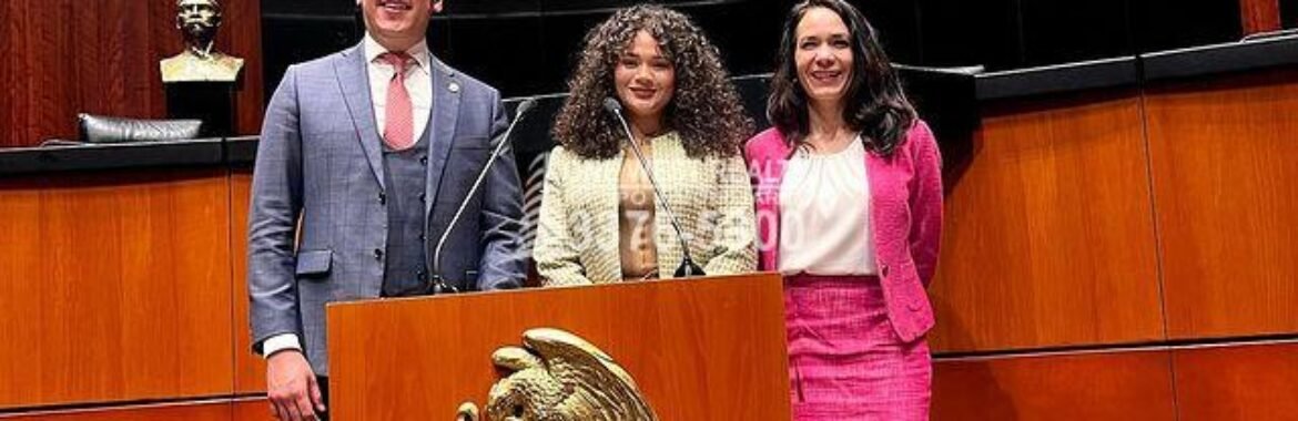 Cesia Sáenz Honrada Por su Destacada Trayectoria