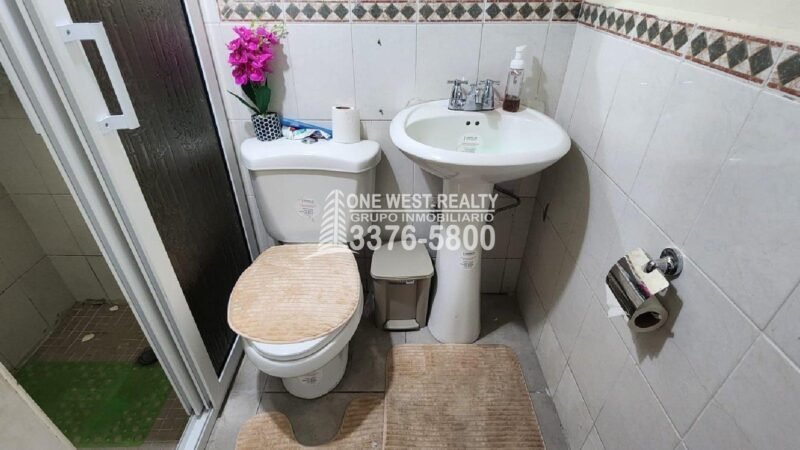 Casa en venta para uso comercial o residencial en Colonia Trejo